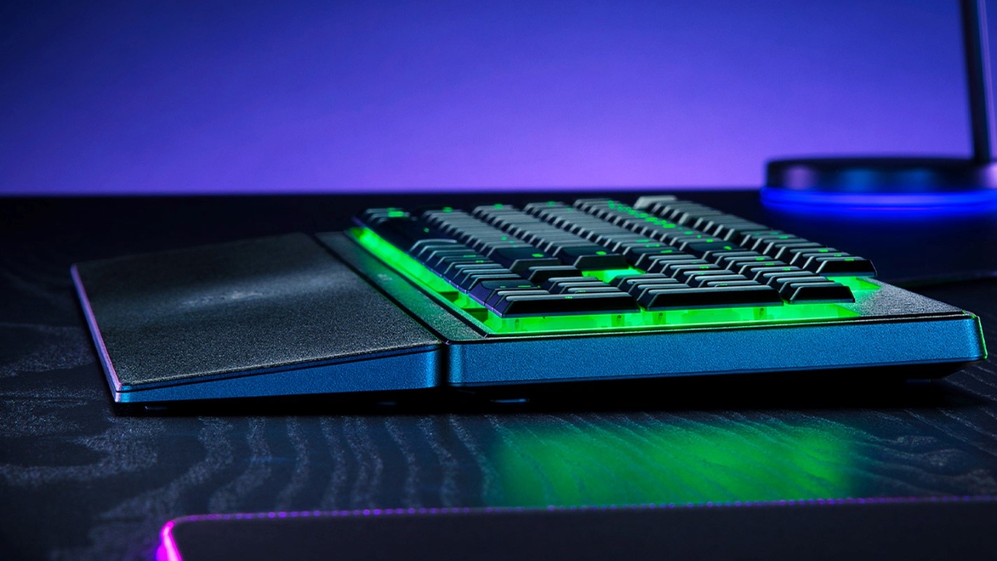 کیبورد مخصوص بازی ریزر مدل ORNATA V3 TENKEYLESS