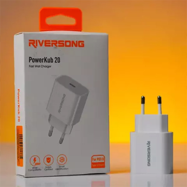 شارژر دیواری ریورسانگ مدل PowerKub 20 AD75C توان 20 وات